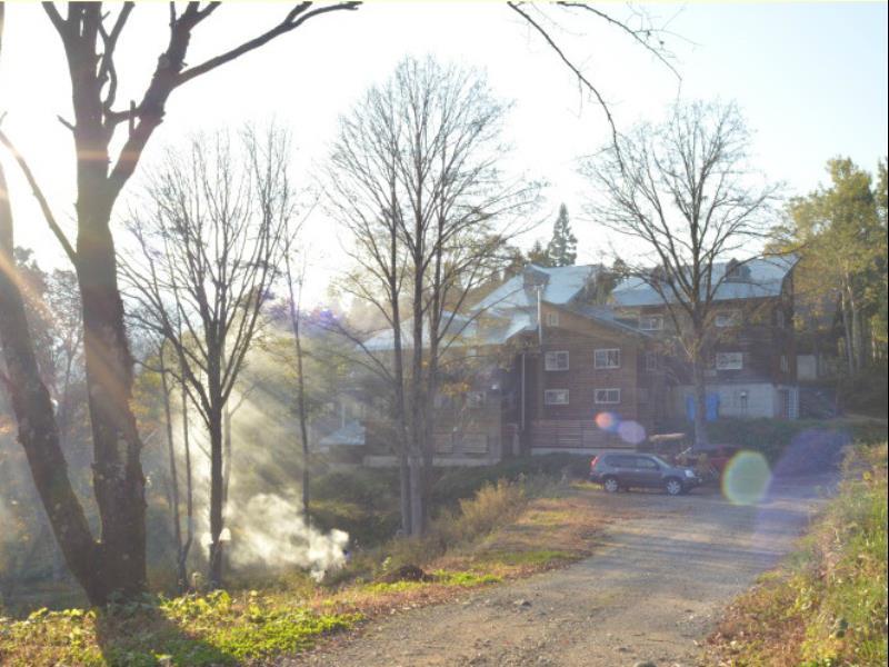 ホテル 空飛ブウサギ 妙高市 エクステリア 写真