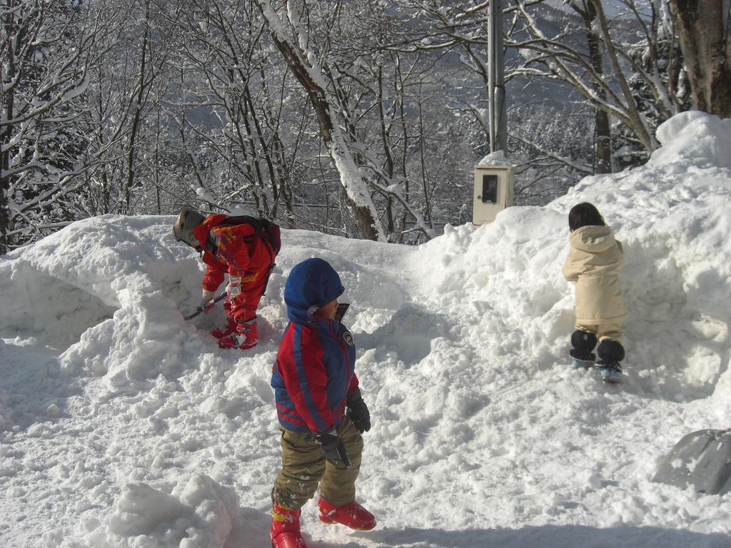 ホテル 空飛ブウサギ 妙高市 エクステリア 写真